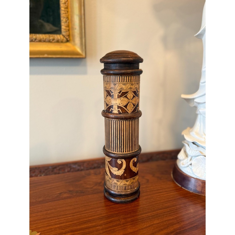 Vintage Lombok Bamboo Lidded Container, Hand Made in Indonesia, 10" - Picture 10 of 13